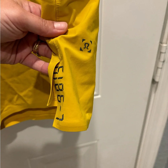 Lululemon License to Train Linerless Shorts Size XL Short 7” inseam - Picture 5 of 5